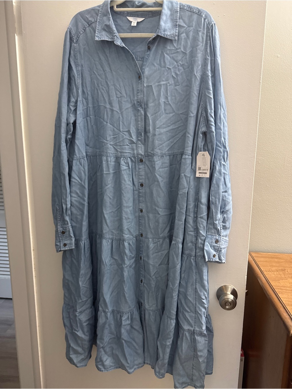 Time and Tru Light Blue Long Sleeve Tiered Button-Front Dress